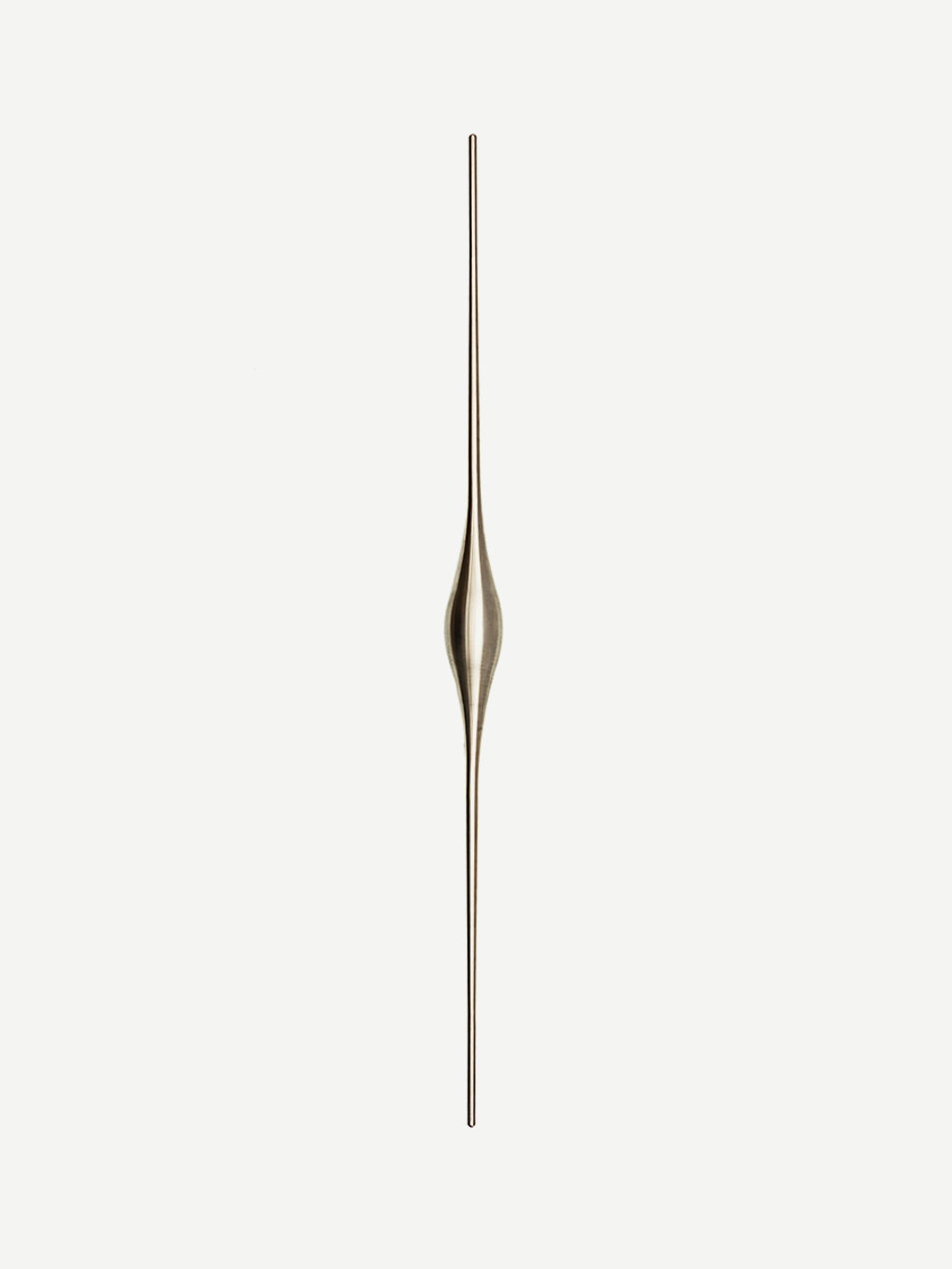 Contemporary sculpted handles for luxury main doors