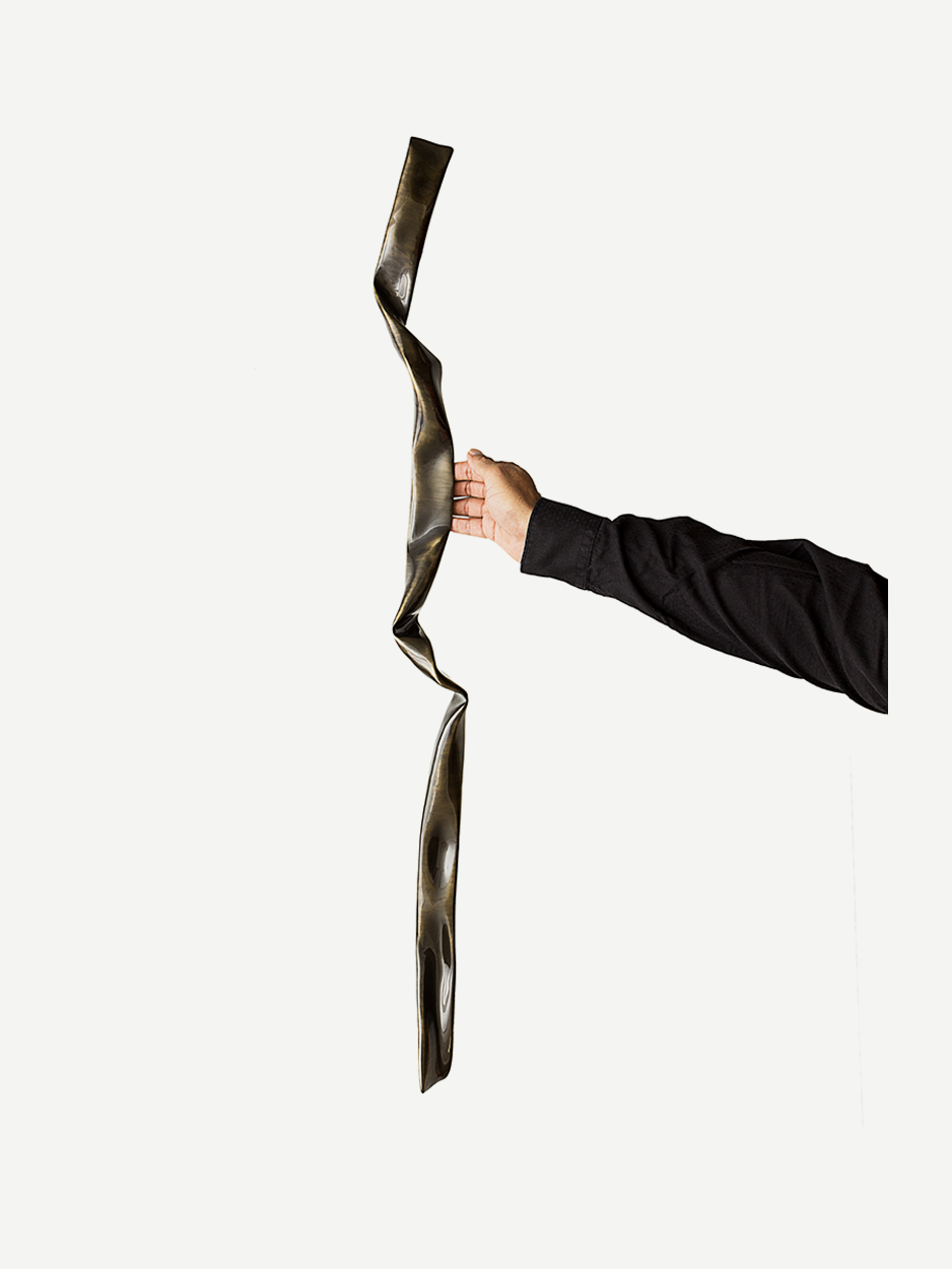 Contemporary sculpted handles for luxury main doors