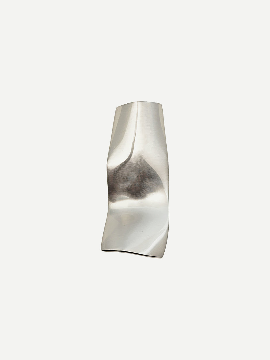 High-end brass cabinet pulls for luxury villa interiors and bespoke furniture