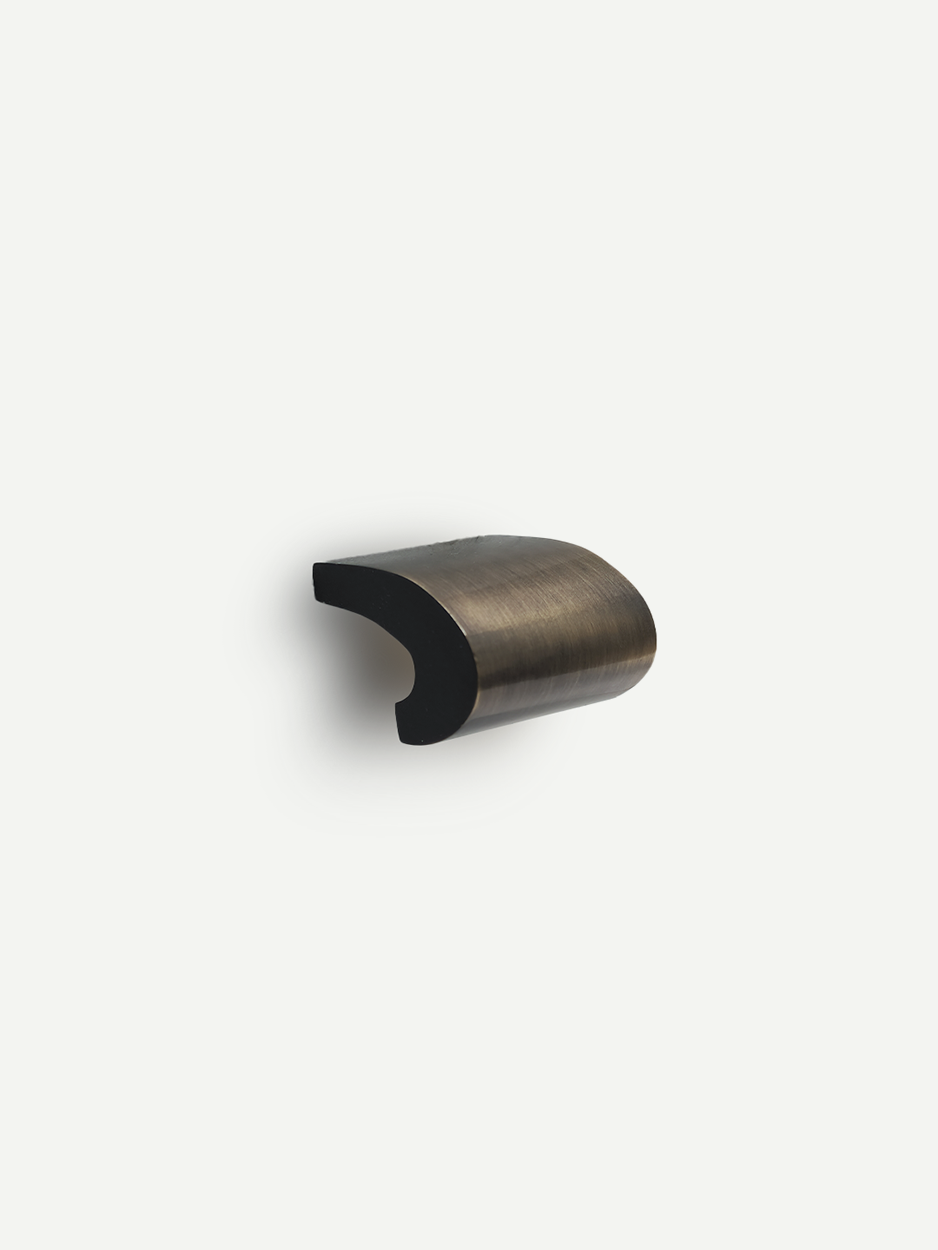 Elegant bronze cabinet knobs and brass pulls for luxury home décor