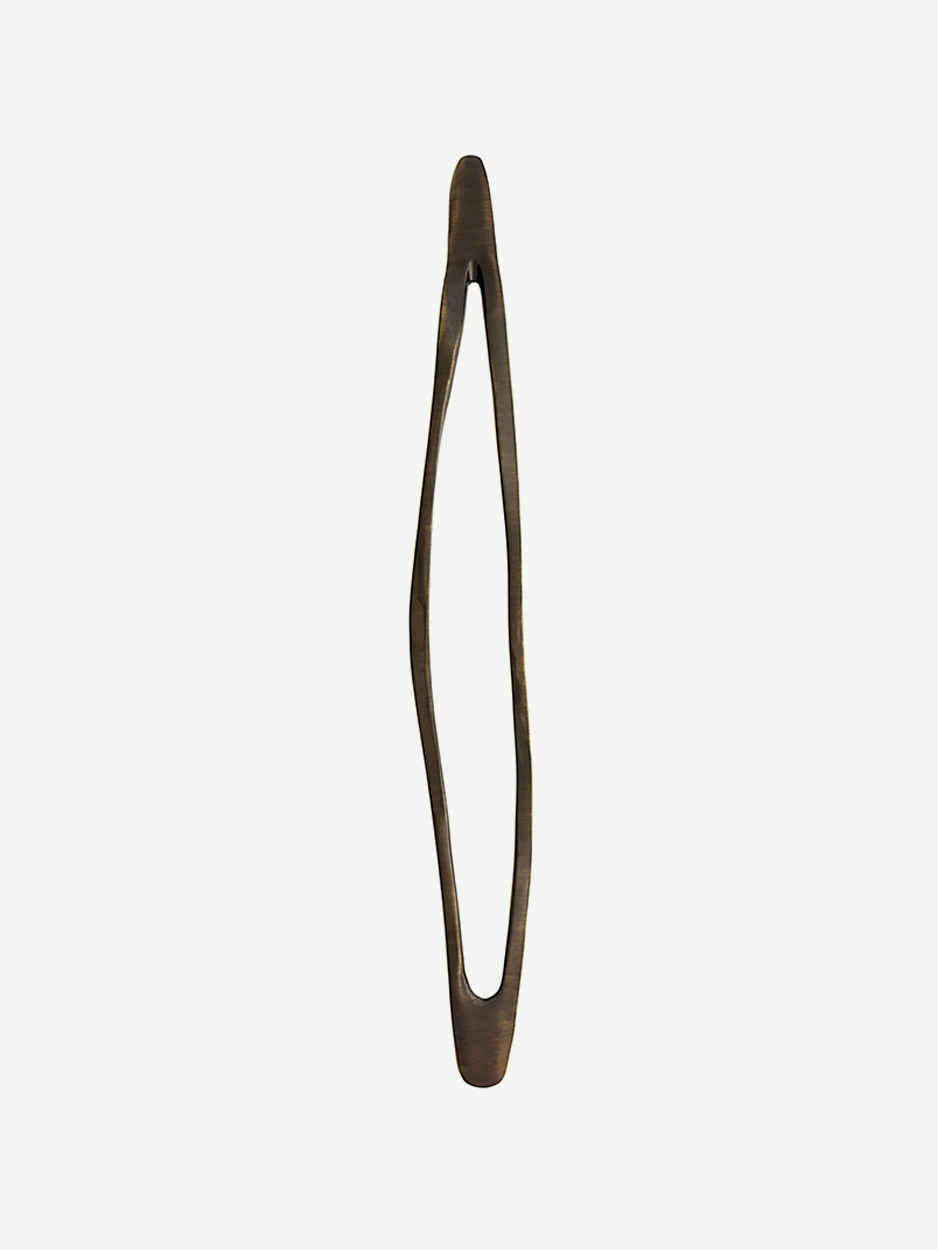 Designer entry door handle with elegant finish