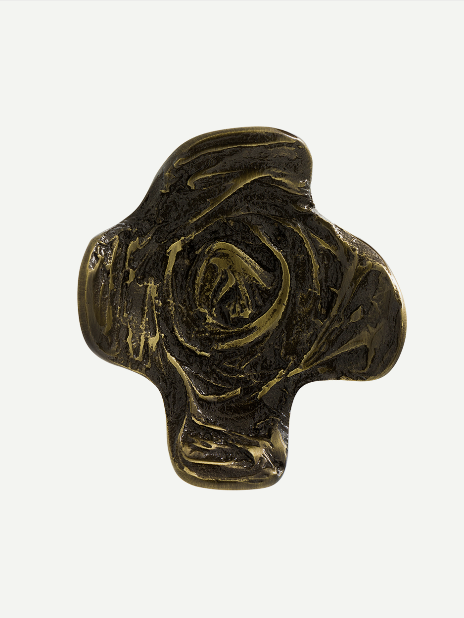 Designer brass cabinet pulls for luxury kitchen projects.