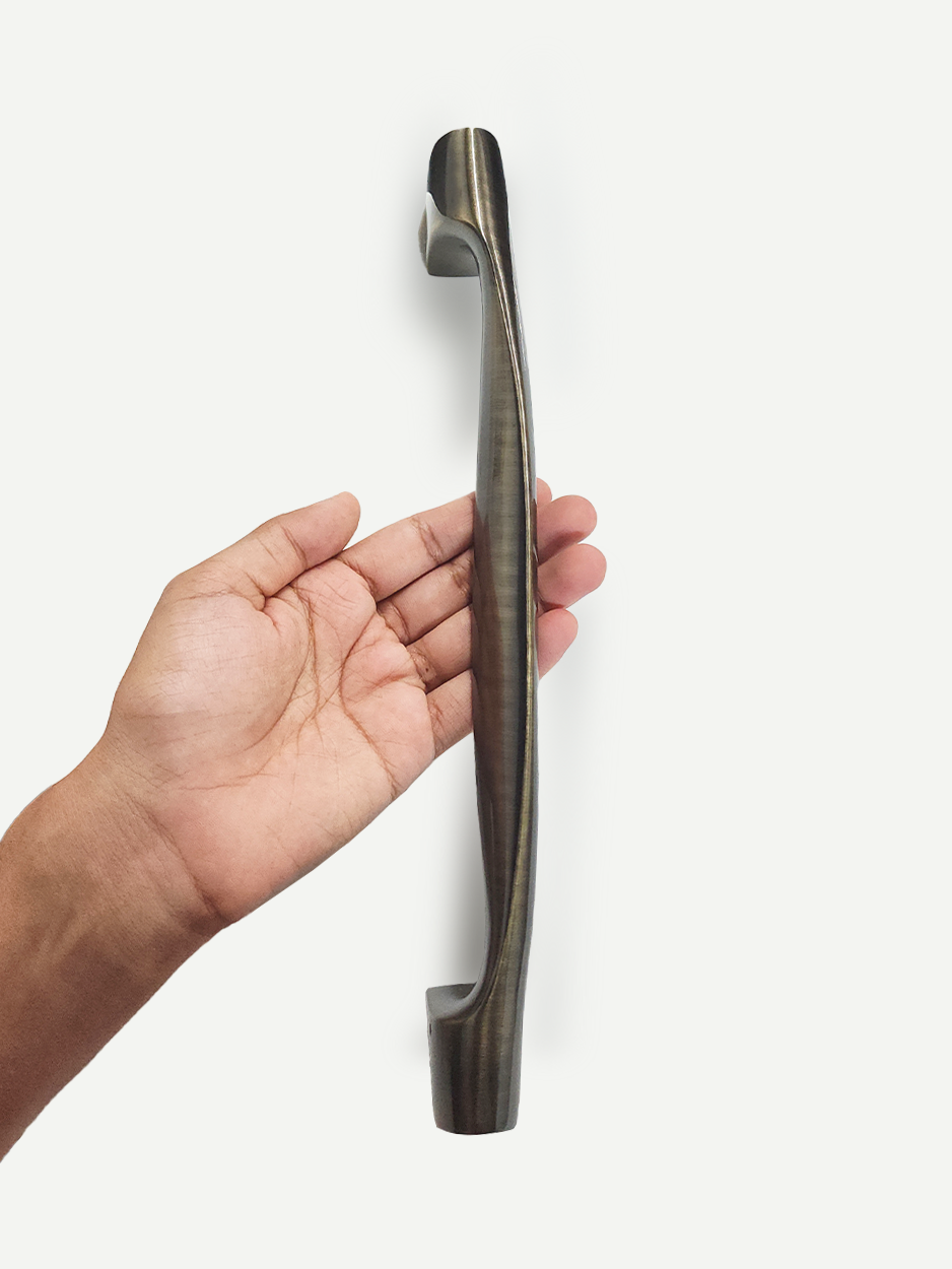 Front Door Handle –  HERON