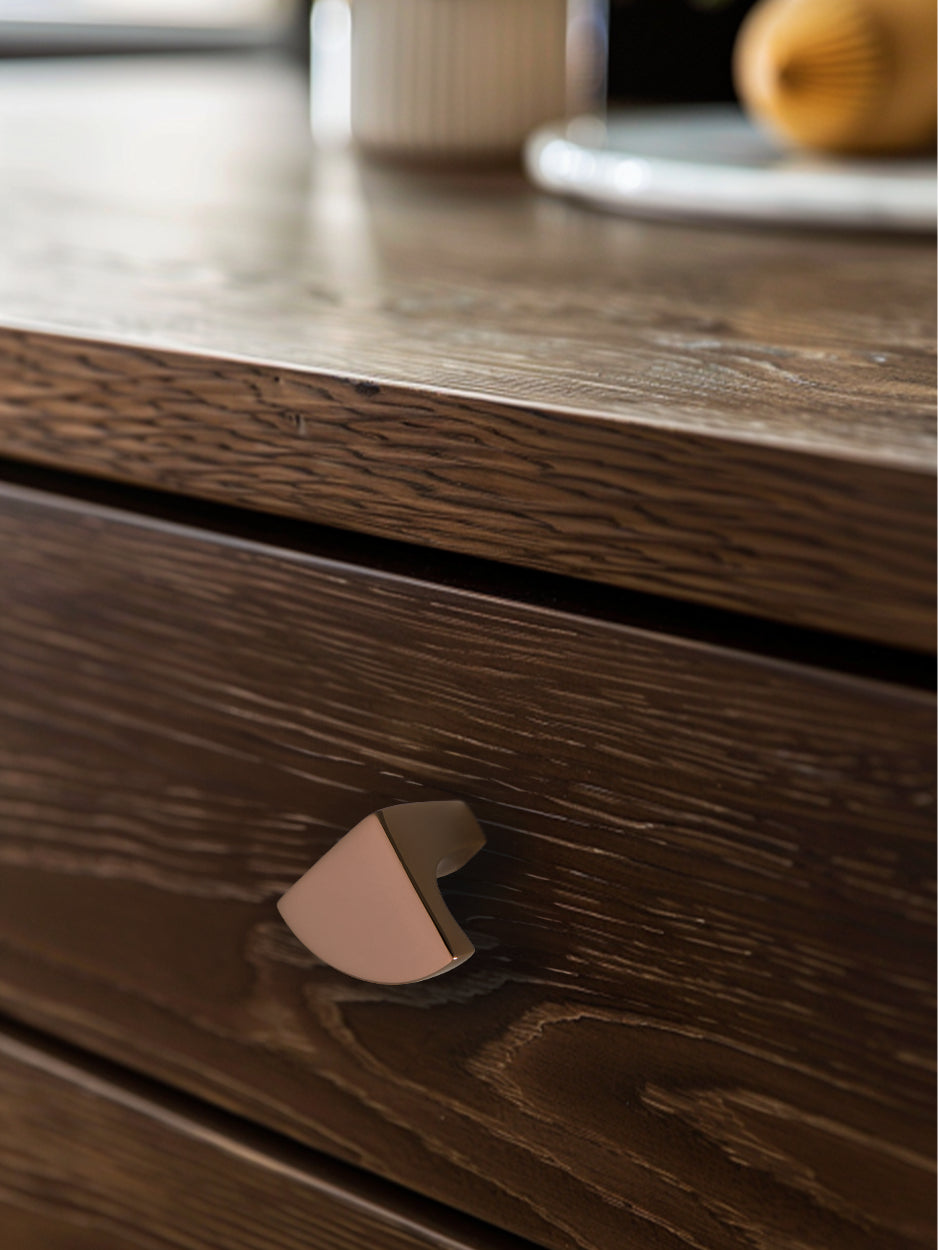 Premium contemporary knobs for kitchen and bathroom cabinets