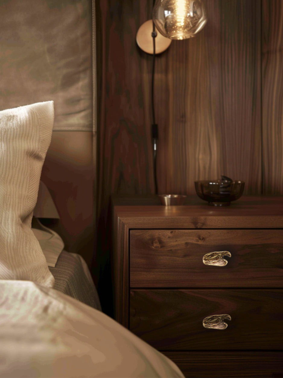 Decorative luxury cabinet pulls for modern storage solutions