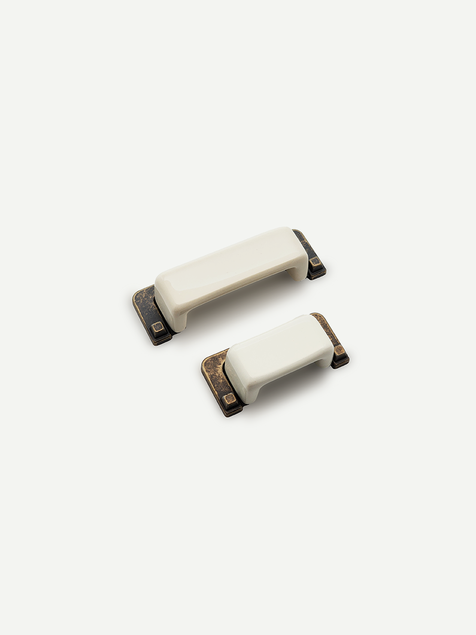 SOLENE CERAMIC KNOB LARGE AND SMALL FOR DRAWERS AND CABINETS WITH BRASS DETAILING - GLITTERS HARDWARE