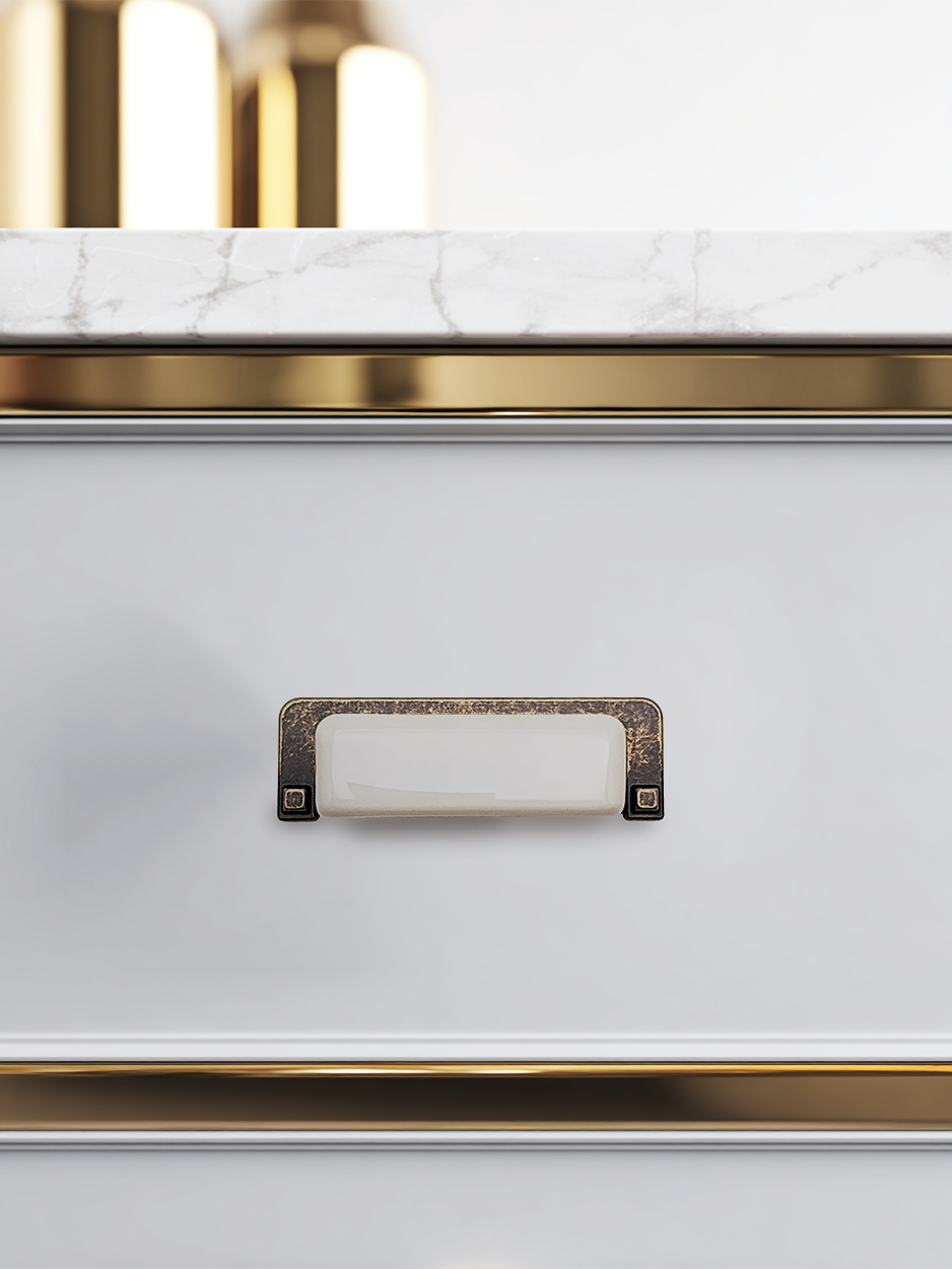 SOLENE LARGE CERAMIC KNOB ON KITCHEN DRAWER - GLITTERS HARDWARE