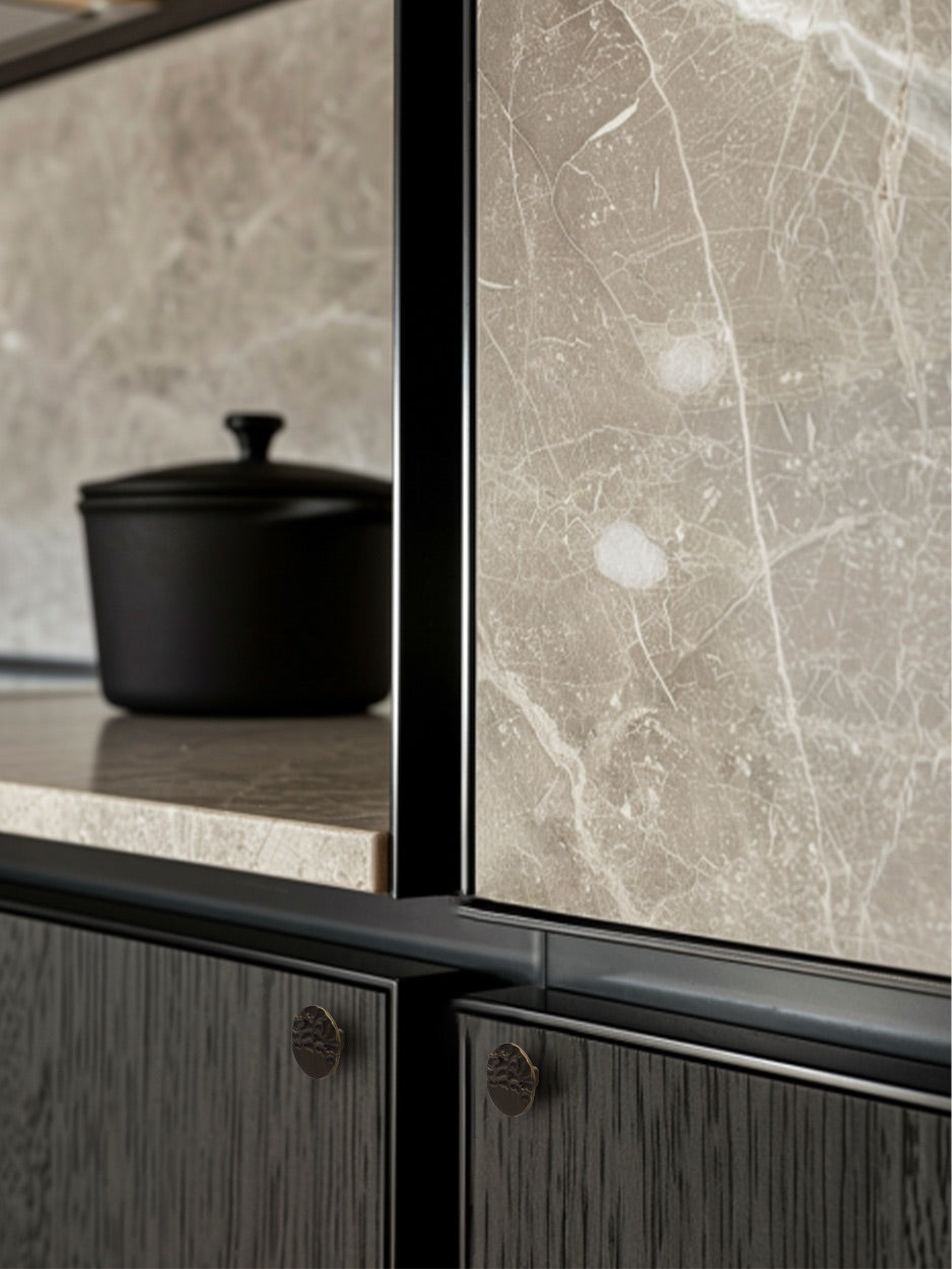 Cabinet Pull - SPECKLED