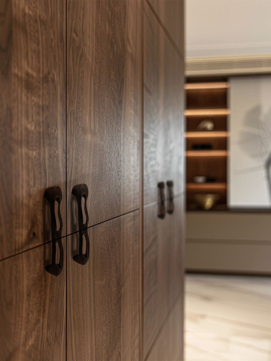 Wardrobe Handle - REFLECTIONS