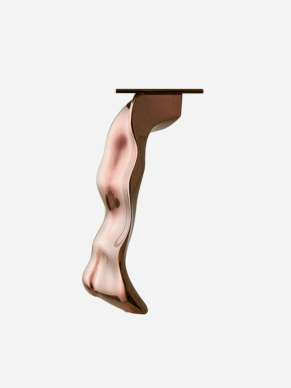 Rose gold PVD finish of the SCORIA furniture leg, showcasing a wave-like design that brings a touch of contemporary artistry and luxury to cabinets or sofas.