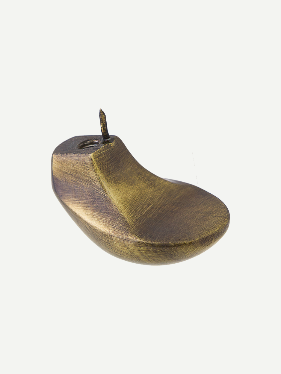 Modern knobs for bespoke kitchen cabinets and drawers.