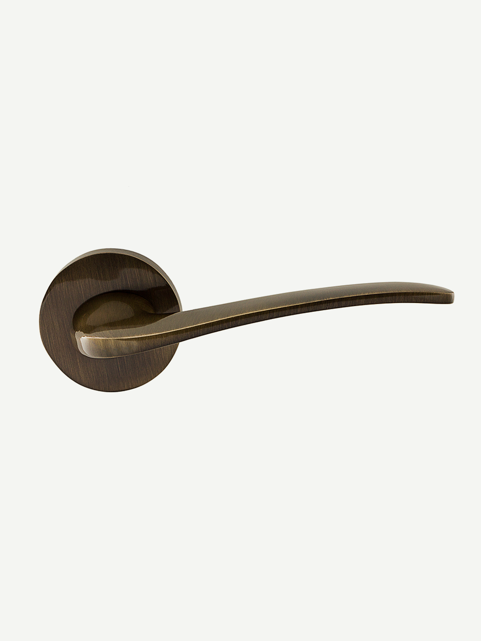 Designer lever handle in bronze finish