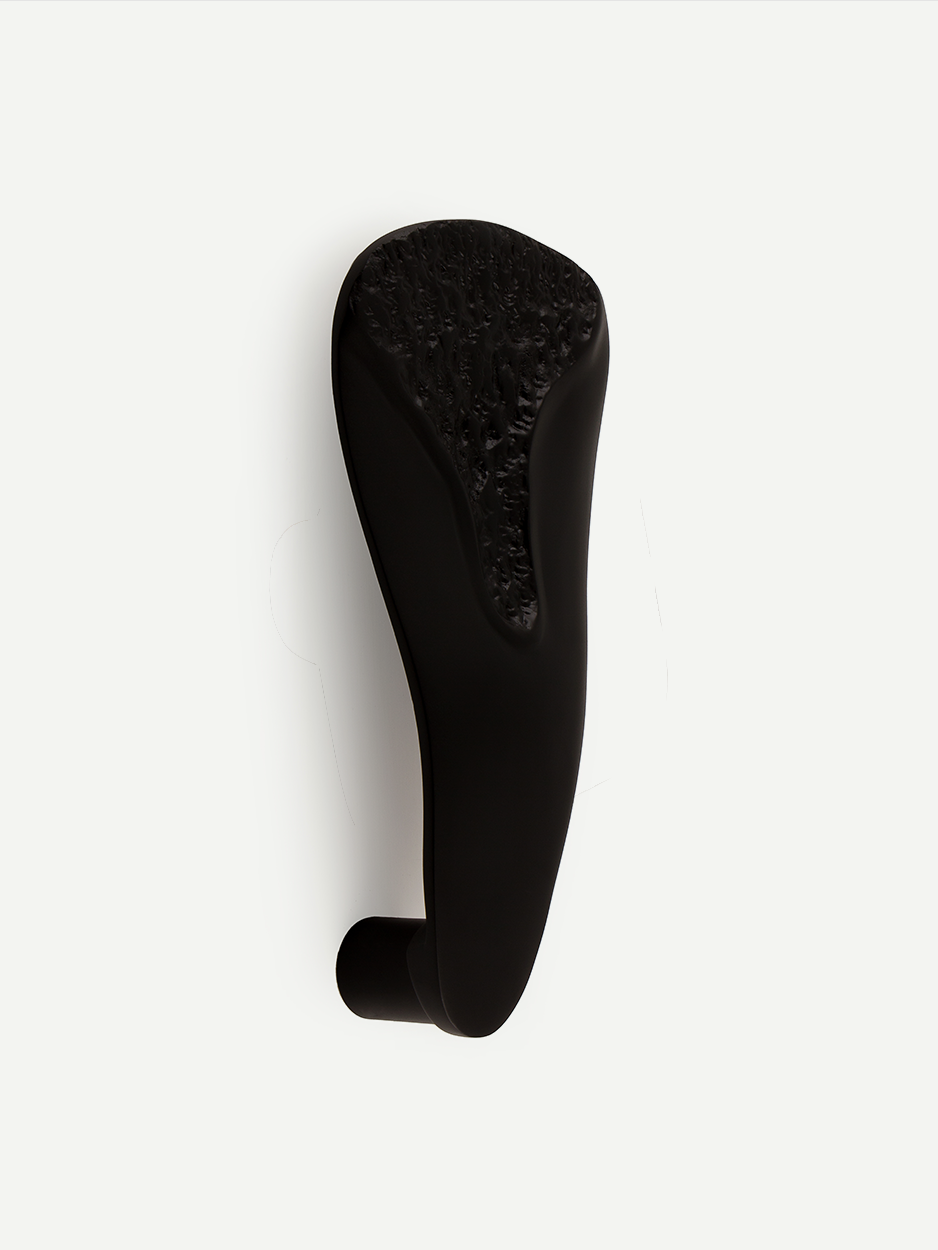 SPRAY Door Handle by Glitters Hardware - Black matte finish featuring a unique abstract design, offering a fun and modern element for front doors in luxury apartments and residences.